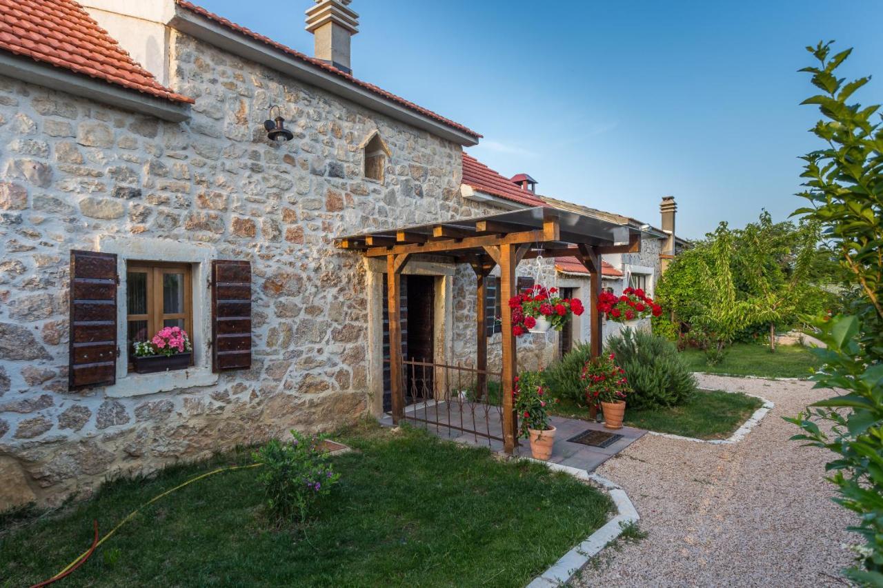 Vila Kuca Za Odmor Joko I Jeka Bogatić Exteriér fotografie